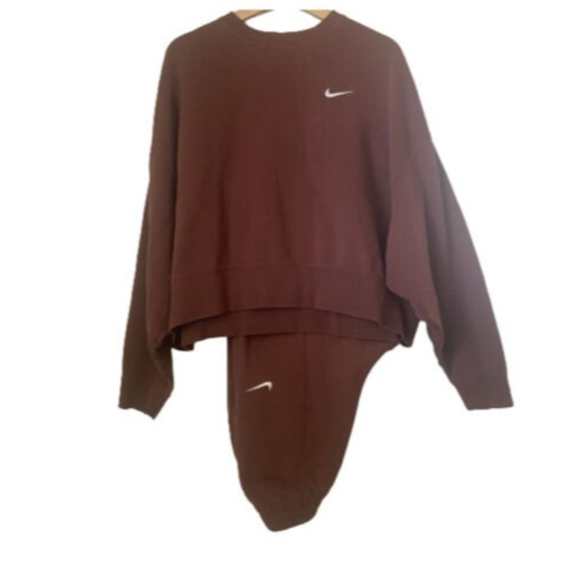 Nike Pants - Nike Women’s Hi Rise Joggers Over Sized Top Athleisure Sweats Set Burgundy Small